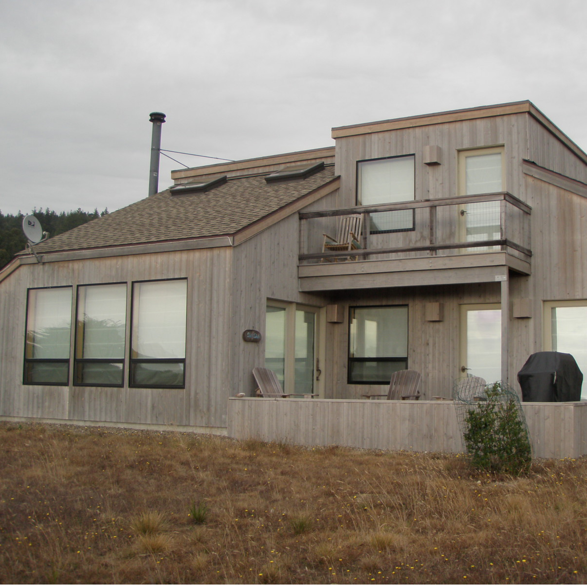 custom home at The Sea Ranch panelized framing package by pacific modern homes for custom design at the coast in The Sea Ranch